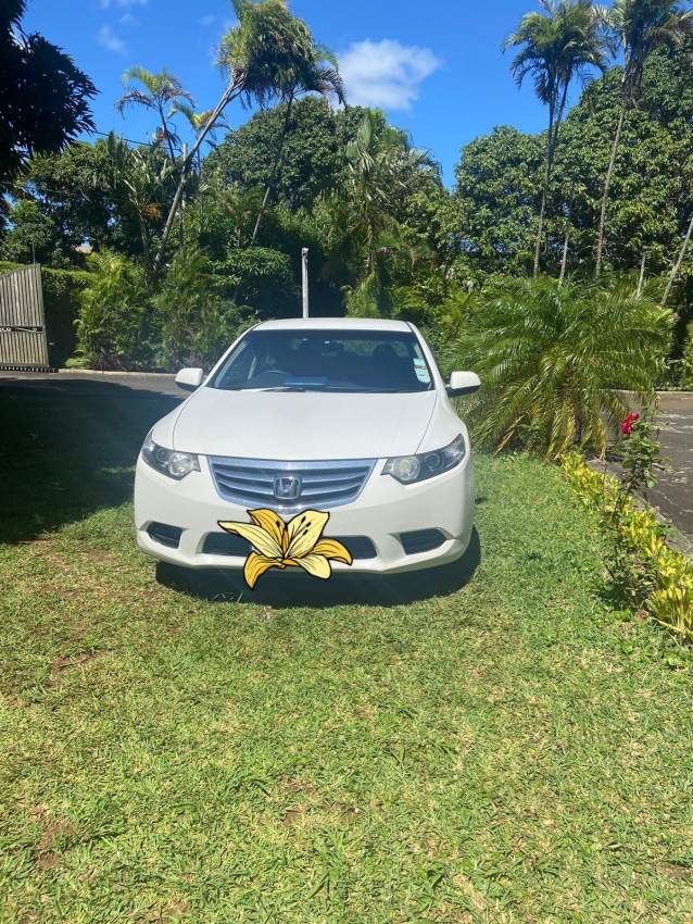 Honda Accord  - 3 - Family Cars  on Aster Vender