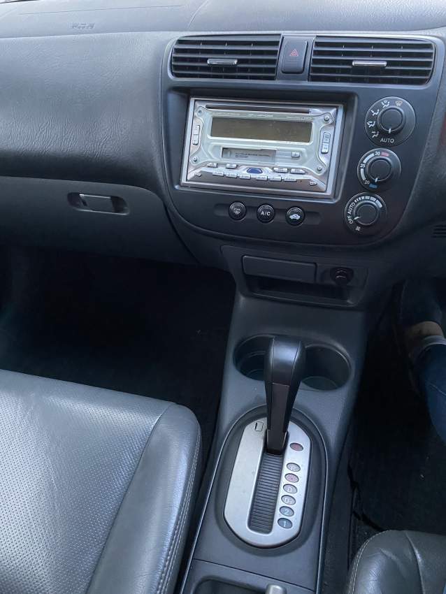 HONDA CIVIC 1.6 2004 - 3 - Family Cars  on Aster Vender