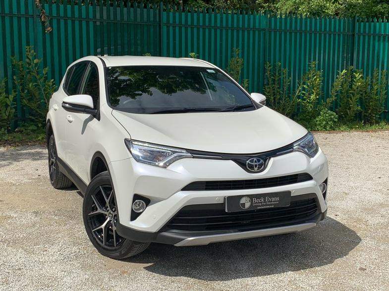 Toyota Rav 4 for sell....whatsapp....+971555803474 - 0 - Family Cars  on Aster Vender