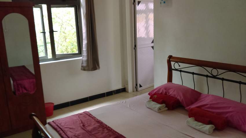 Complexe de 4 Appartements - 8 Chambres - Grand Baie - 7 - House  on Aster Vender