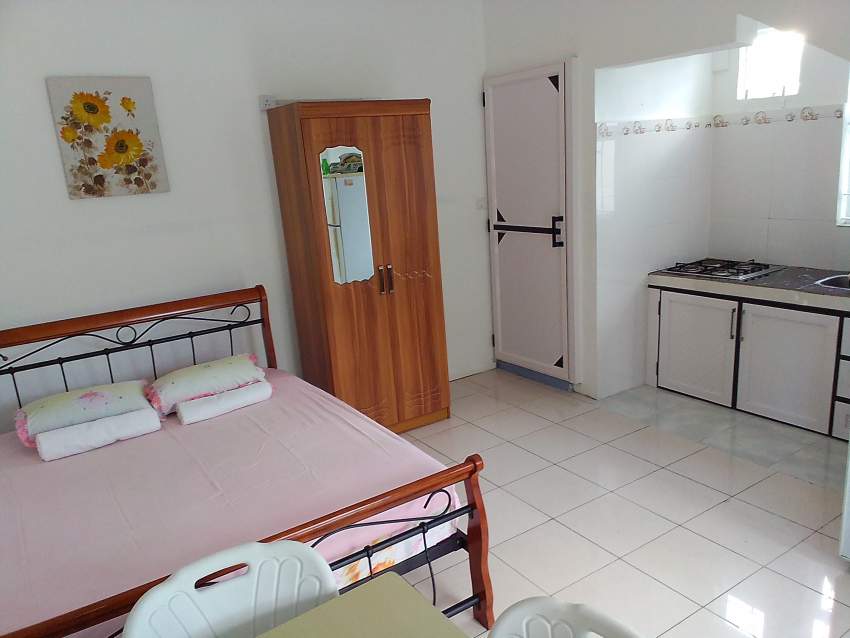 Complexe de 4 Appartements - 8 Chambres - Grand Baie - 6 - House  on Aster Vender