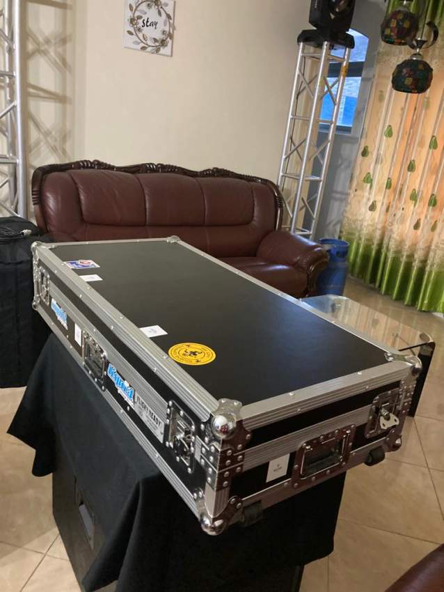 Set Console - 1 - Other Musical Equipment  on Aster Vender