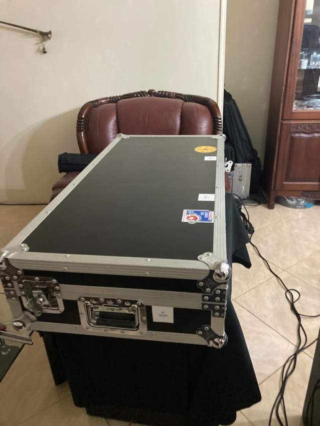 Set Console - 4 - Other Musical Equipment  on Aster Vender