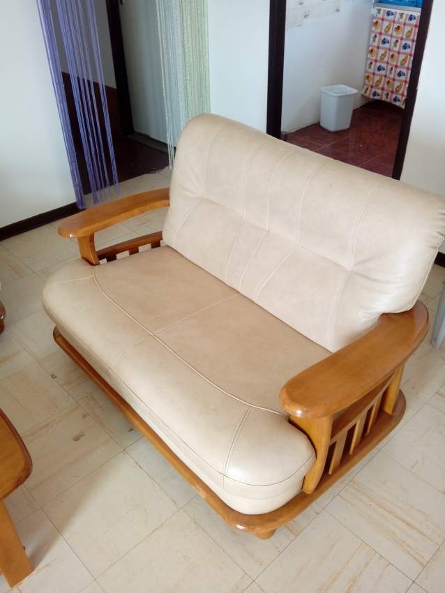 Sofa set en bois et cuire - 1 - Living room sets  on Aster Vender