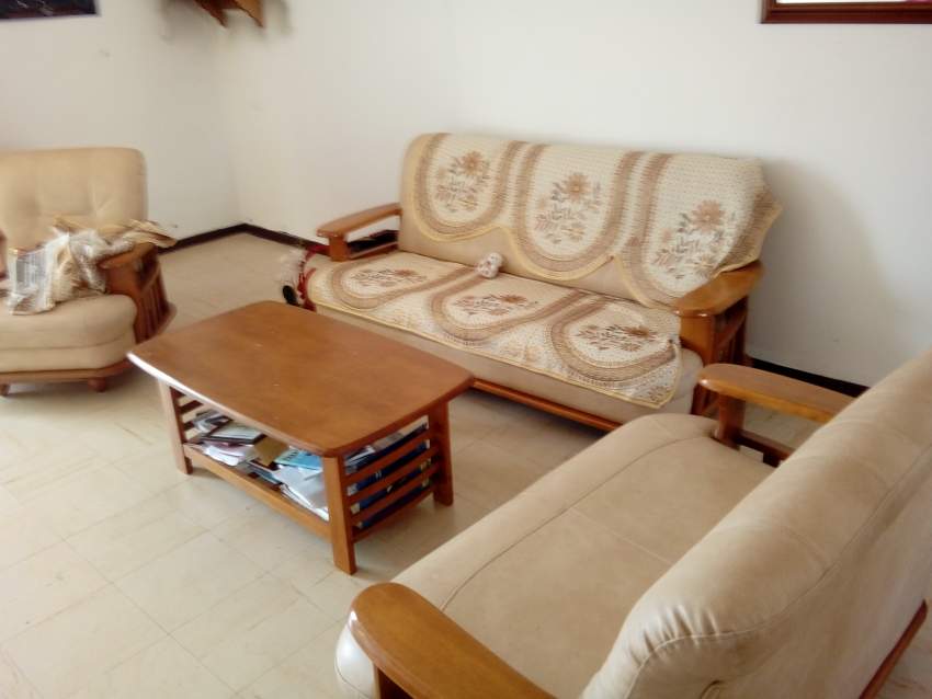 Sofa set en bois et cuire - 0 - Living room sets  on Aster Vender