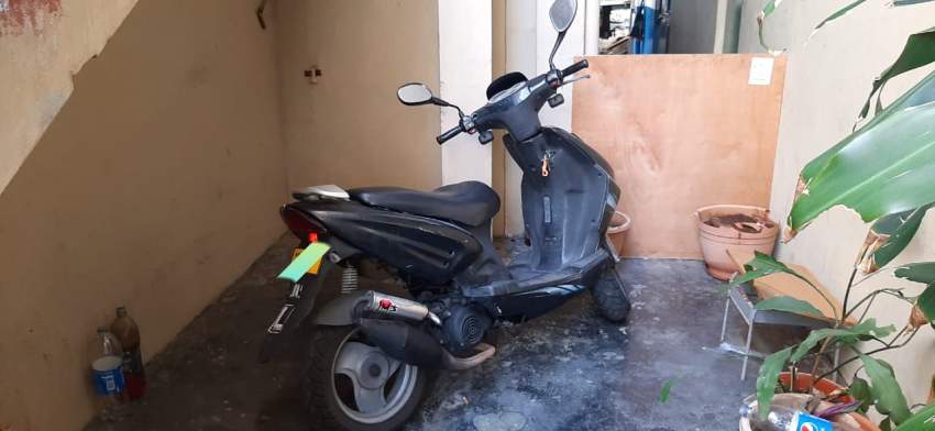 Scooter CPi - Scooters (above 50cc) at AsterVender