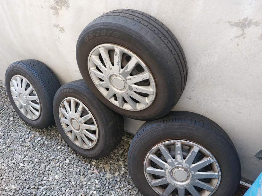 Ream complete with tyres 185/65R14 - 0 - Spare Parts  on Aster Vender
