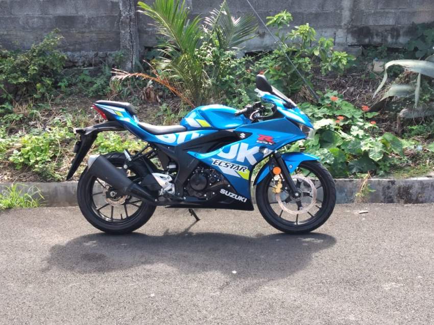 SUZUKI -GSXR125XA - 125CC - SERIE AF - Sports Model - 0 - Off road bikes  on Aster Vender