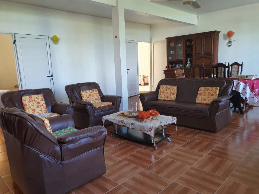 **Waterfront property for sale! Unique opportunity for investors** - 1 - Beach Houses  on Aster Vender