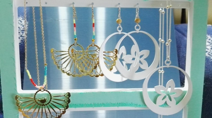 Bijoux et Accessoires  - 5 - Other Jewellery  on Aster Vender