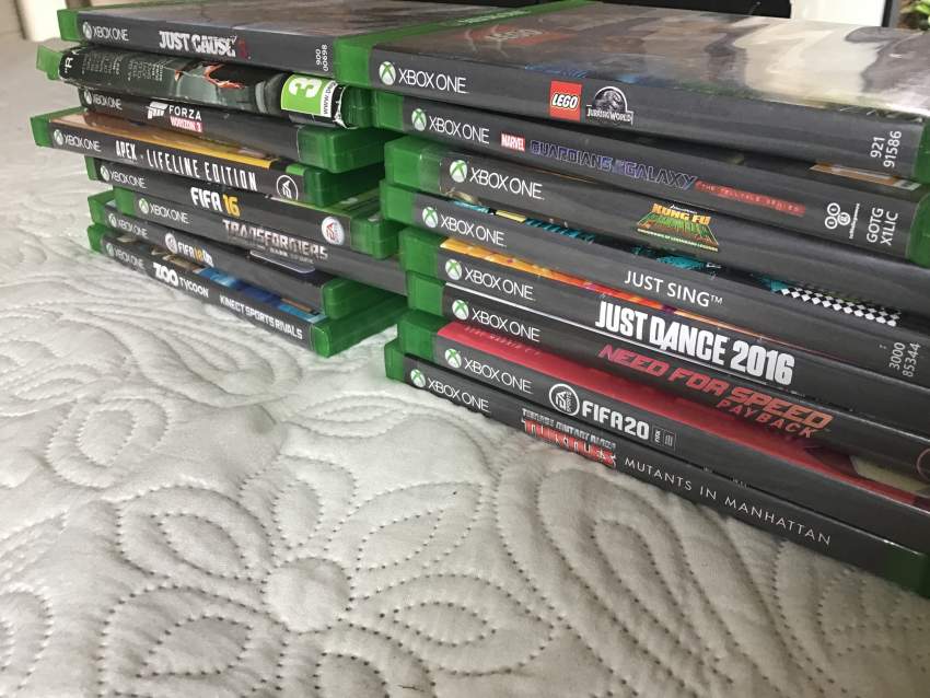 Xbox one ( URGENT SALE )  - 1 - Xbox One  on Aster Vender