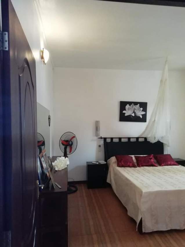  2 storey house for sale in Grand Baie @ Rs 9,000,000 negotiable. - 5 - House  on Aster Vender