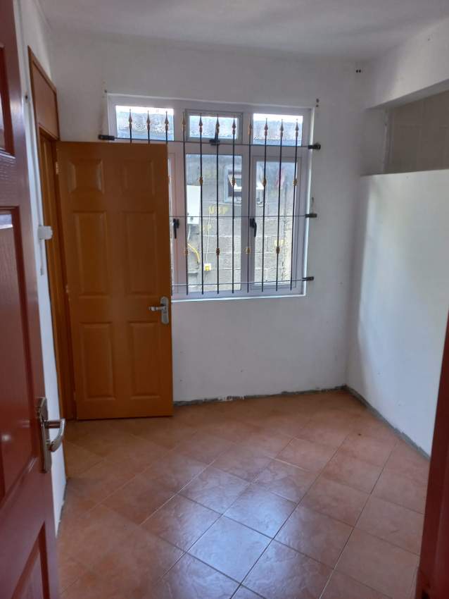 Maison - 8 - House  on Aster Vender