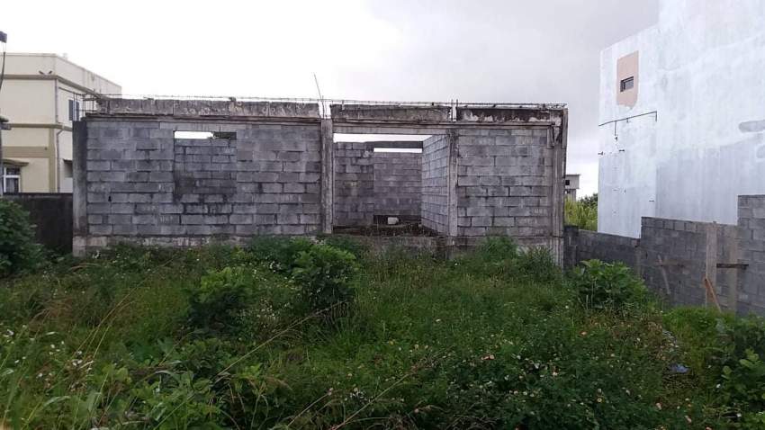 #SOLD - 1 - Land  on Aster Vender