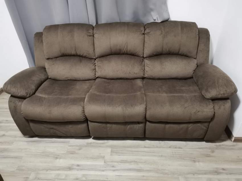 Recliner sofa  - 0 - Sofas couches  on Aster Vender