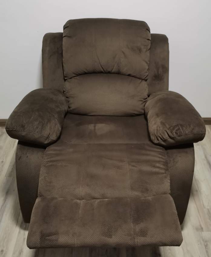 Recliner sofa  - 2 - Sofas couches  on Aster Vender