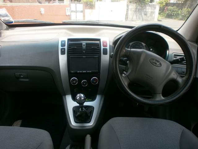 Hyundai Tucson  - 5 - SUV Cars  on Aster Vender