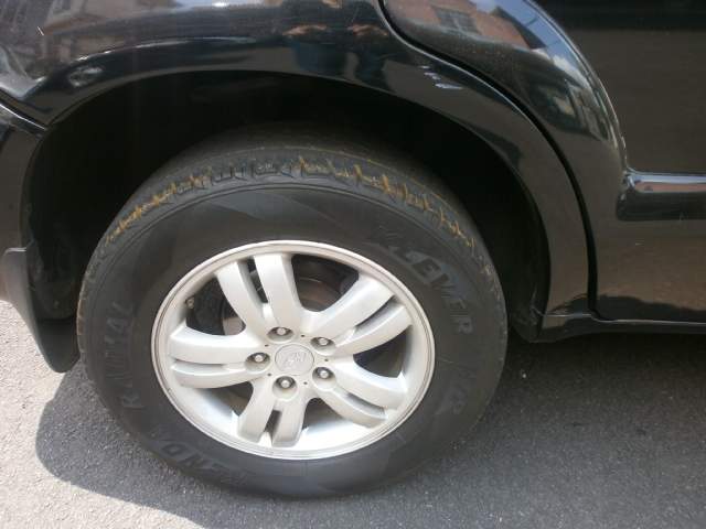 Hyundai Tucson  - 1 - SUV Cars  on Aster Vender