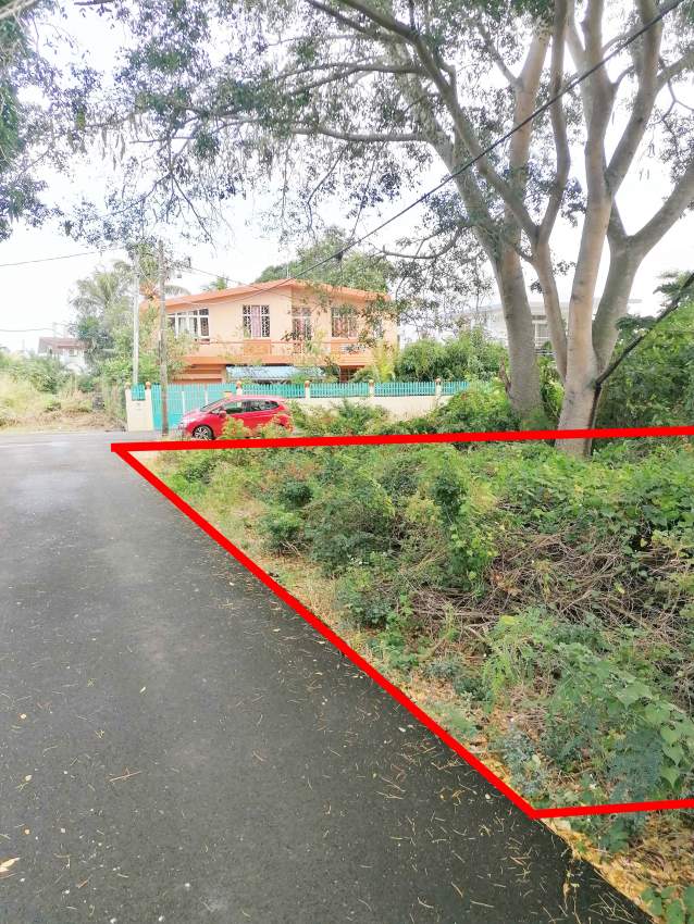 Trou aux biches Residential land - 4 - Land  on Aster Vender