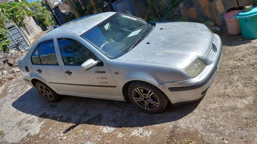 Volkswagen Bora - 4 - Compact cars  on Aster Vender