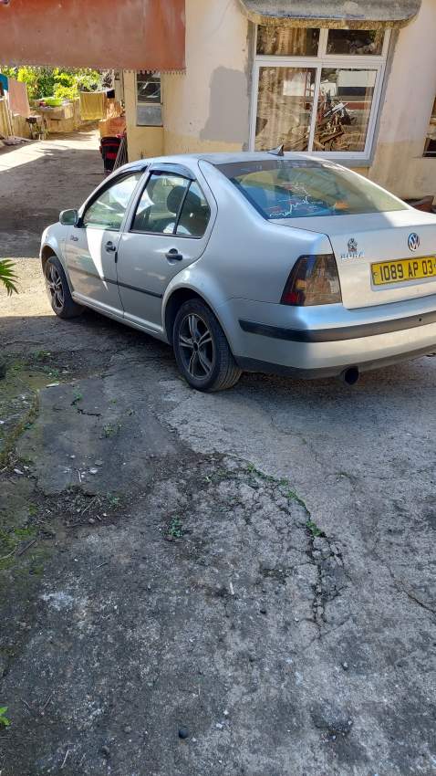 Volkswagen Bora - 2 - Compact cars  on Aster Vender