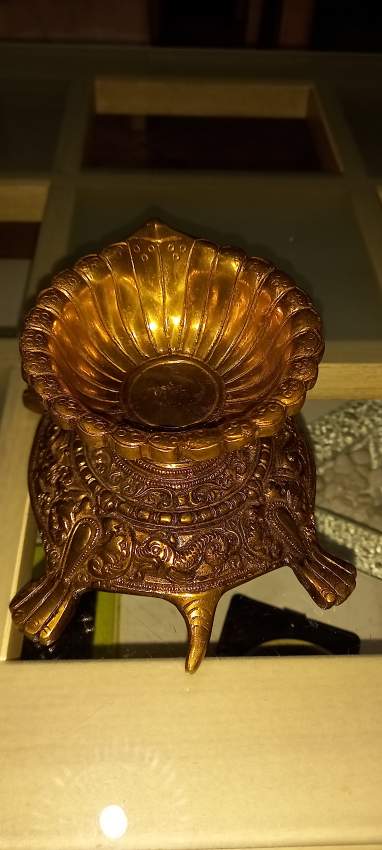 Lampe d'huile en cuivre on Aster Vender