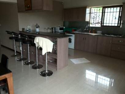 TO RENT - 3 - Apartments  on Aster Vender