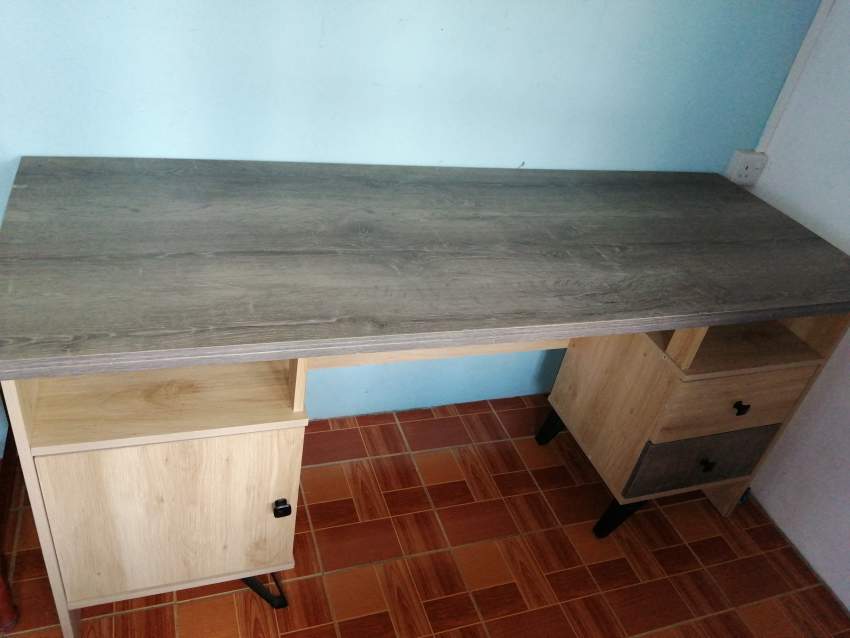 Study desk  - 0 - Desks  on Aster Vender