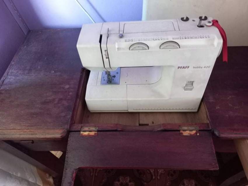 Table & Sewing machine - 1 - Sewing Machines  on Aster Vender