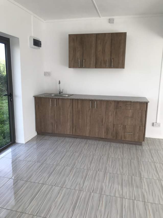 NEW KITCHEN CABINET WITH SINK AND TAP - 0 - China cabinets  on Aster Vender