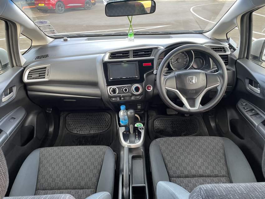 Honda Fit  - 5 - Family Cars  on Aster Vender