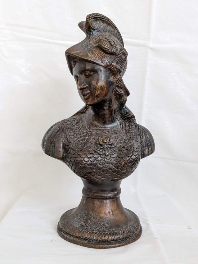 Statuette en bronze - Figurine en bronze - Old stuff at AsterVender