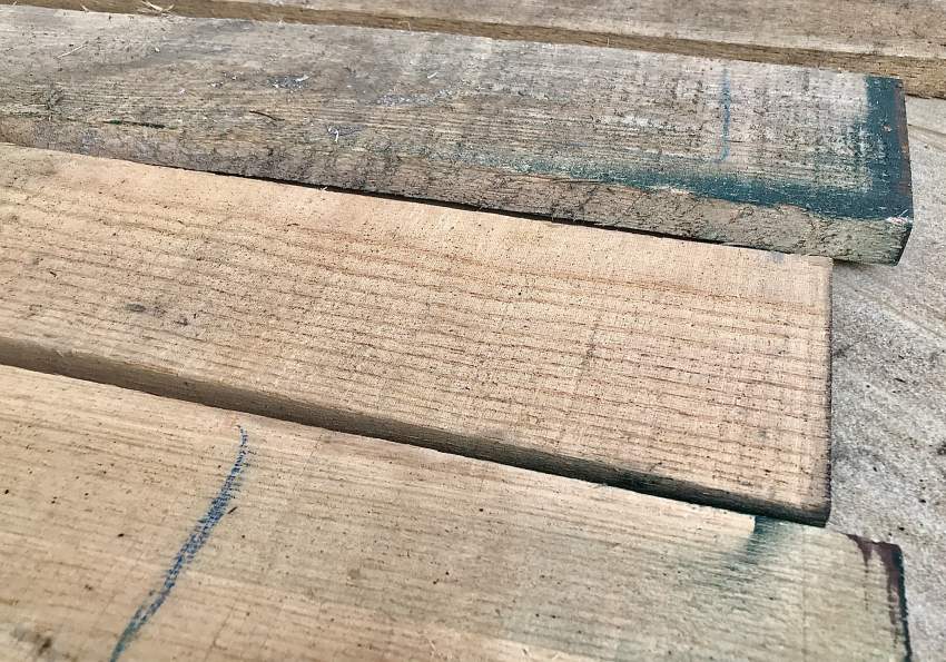 Oak wood planks for sale Aster Vender Others