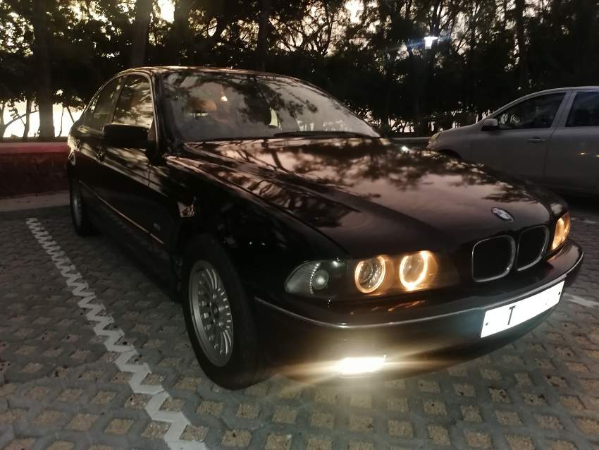 BMW 520i M5  - 1 - Compact cars  on Aster Vender