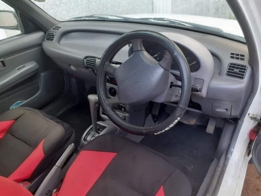 Nissan March year 96 automatic - 1 - Compact cars  on Aster Vender