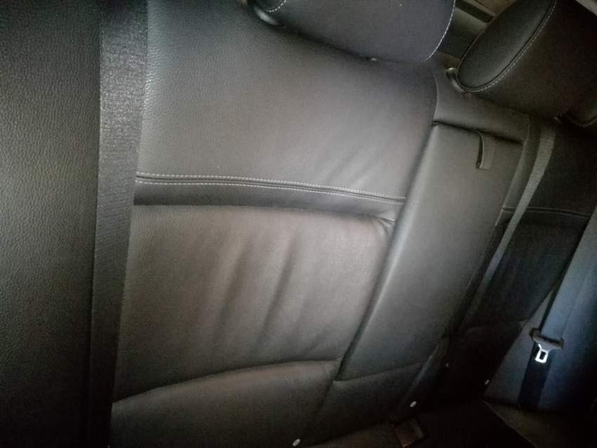 For sale BMW 320i, year 2012 on Aster Vender