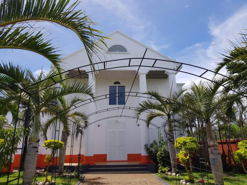 Mansion near Gaitan Duval Residence - 2 - Villas  on Aster Vender