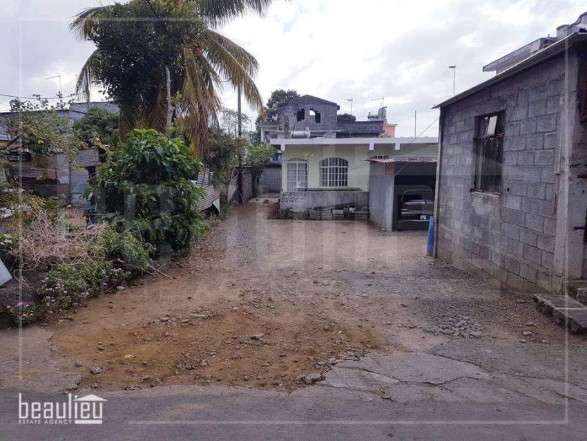 **Unfurnished House for sale in Goodlands ** - 1 - House  on Aster Vender