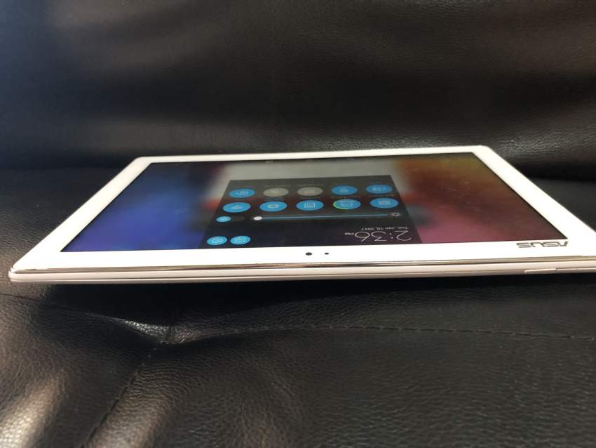 Asus ZenPad 10 - 2 - Tablet  on Aster Vender