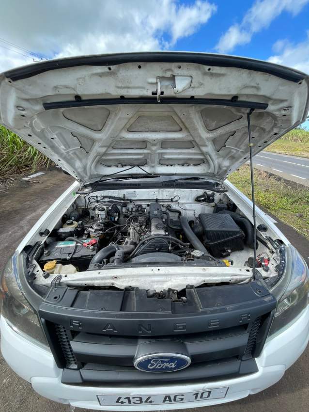 Ford Ranger 2010  - 3 - Pickup trucks (4x4 & 4x2)  on Aster Vender