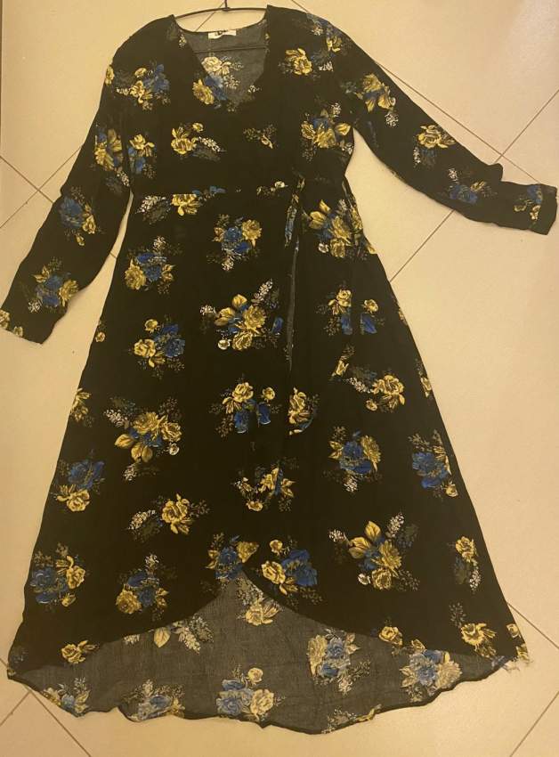 Clothes - 2 - Dresses (Girls)  on Aster Vender