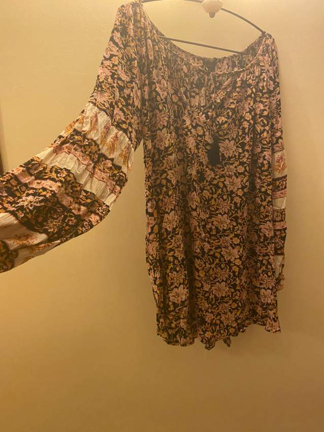 Clothes - 1 - Dresses (Girls)  on Aster Vender