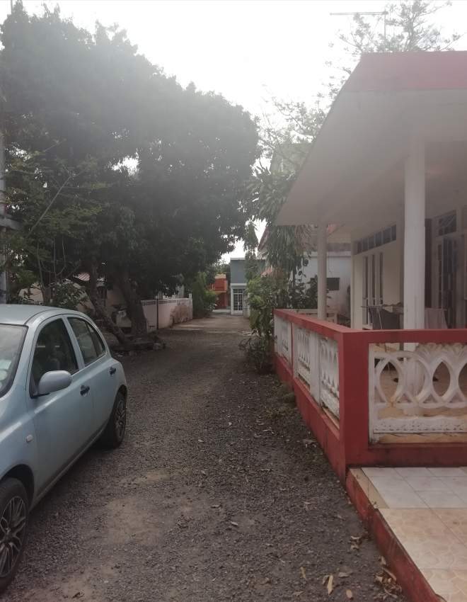 House for sale in Cinema Casse, 7eme Mille, Triolet.  - 2 - House  on Aster Vender