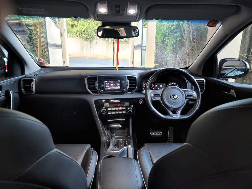 kia - 0 - SUV Cars  on Aster Vender