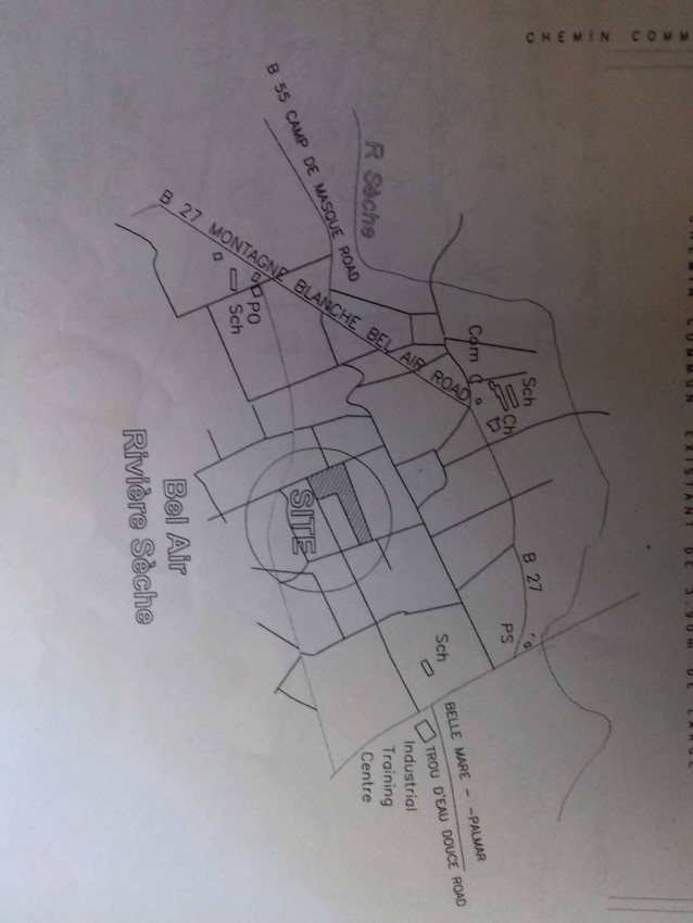 Terrain a vendre au centre de Bel Air - 2 - Land  on Aster Vender