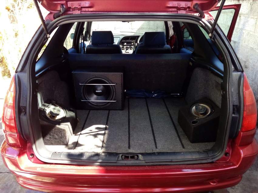 Peugeot 306 Station Wagon - 1 - Family Cars  on Aster Vender