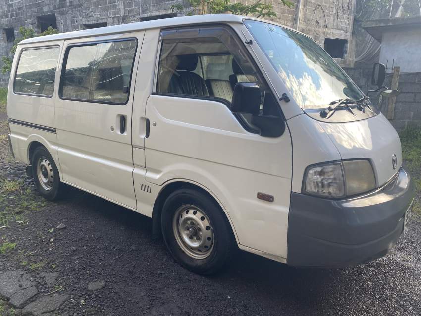 Mazda bongo - 4 - Cargo Van (Delivery Van)  on Aster Vender