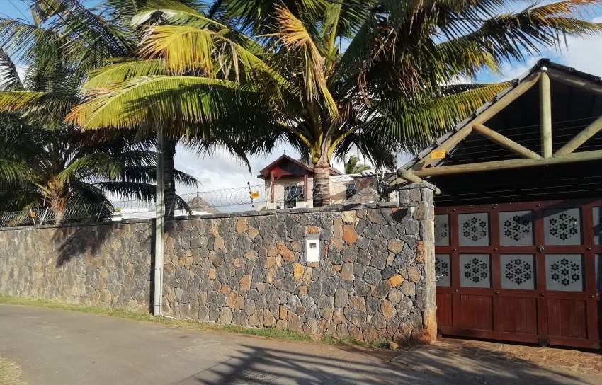 Exclusive luxurious house for sale in Baie du Tombeau.  - 6 - House  on Aster Vender