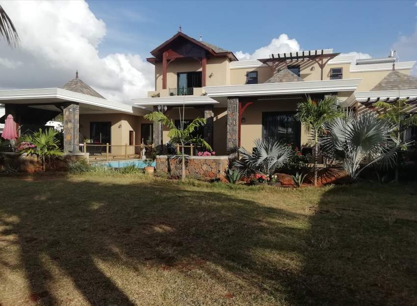 Exclusive luxurious house for sale in Baie du Tombeau.  - 8 - House  on Aster Vender