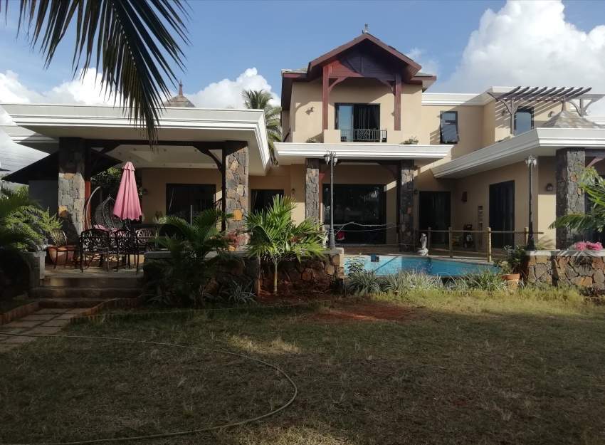 Exclusive luxurious house for sale in Baie du Tombeau. on Aster Vender